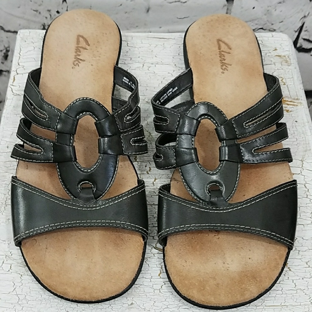 Clarks Dark Green leather sandals sz 7M